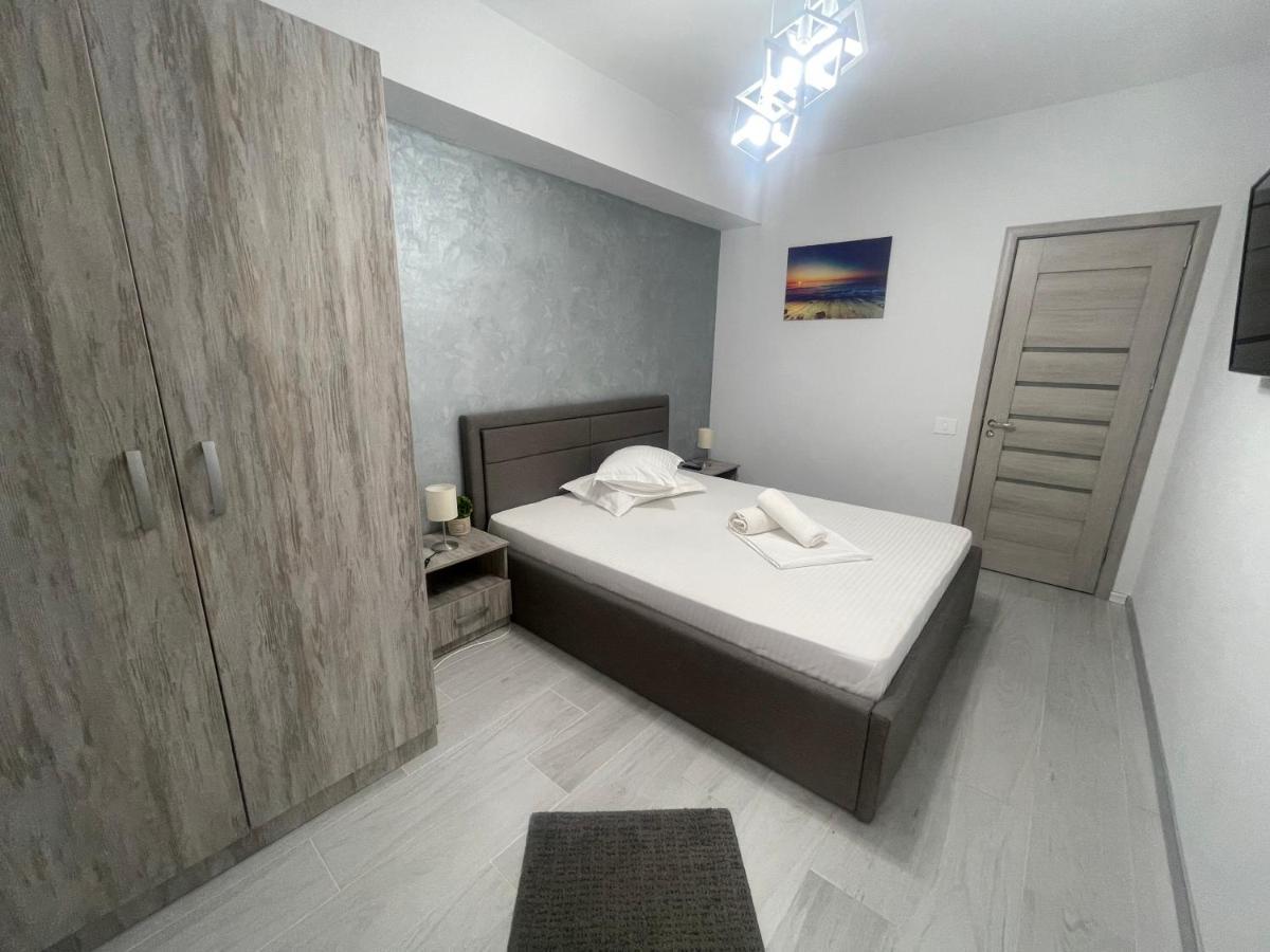 Velier Holiday Apartments Mamaia Exteriör bild